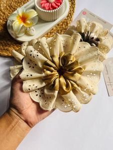 Lace Ruffle Scrunchie