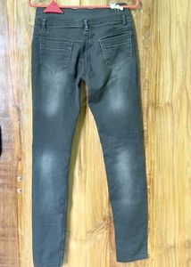 Distressed High-Waisted Skinny Jeans