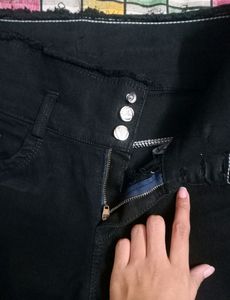 Triple Buttoned Slim Fit Denim Jeans