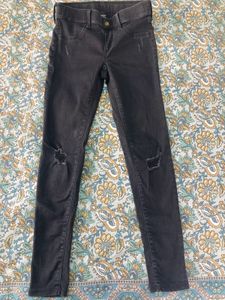 Black Distressed Skinny Jeans