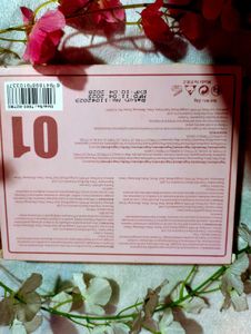 Cosmetic Eyeshadow Palette