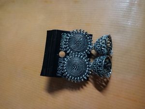 Silver Earing