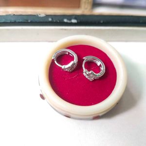 925 Sterling Silver Twist Line Earrings 1 pair