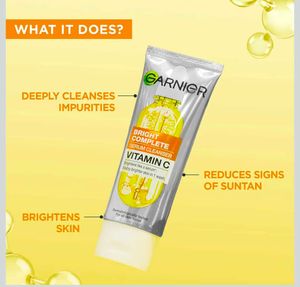 Garnier Bright Complete Vitamin C Serum Cleanser