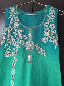 Green Embroidered Kurta
