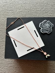Rose Gold Flower Necklace