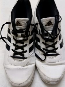 Original Adidas Shoes Left Bottam Grip Missing