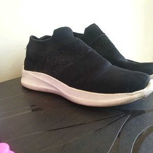 casual shoes