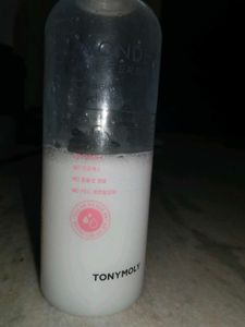 Korean brand WONDER Ceramide Mochi Milky Toner
