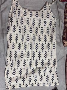 Printed Sleeveless Top