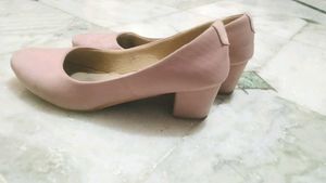 Elegant Pink Block Heel Pumps