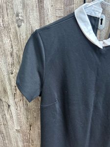 Black Collar Tshirt
