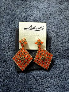 Orange Stone Diamond-Shaped Earrings