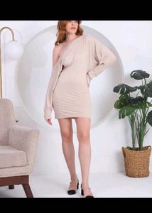 🔻MAJOR PRICE DROP - Draped neck dress