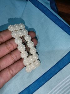 Hair Clips And Pearl Earring For Girls