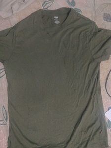 Levi's Olive Green T-Shirt