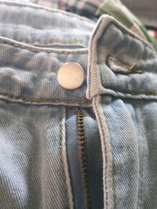 Beautiful Ripped jeans