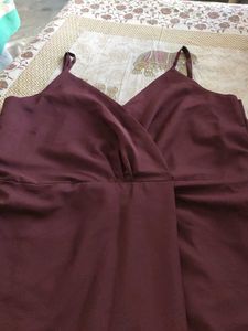 Elegant Burgundy Maxi Dress