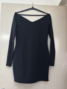 H&amp;M SEMI-OFF SHOULDER DRESS