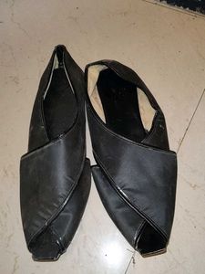 Black mojdis