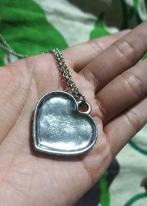 Sparkly Heart Pendant Necklace