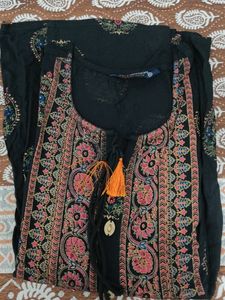 Printed Black Top