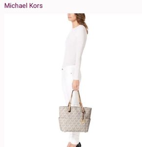 Authentic ❌Michael Kors Jet Set Tote Handba