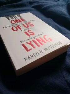 🆕 One Of Us Is Lying Book Paperback