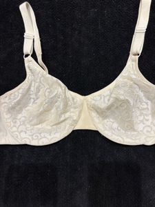 Elegant under wire push up Bra