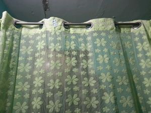Like New Parrot Green Net Curtains Set Of 2