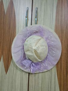Vintage-Inspired Woven Hat with Lavender Detail
