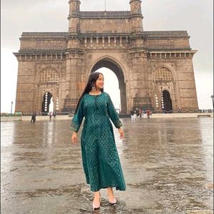 Avaasa Emerald Green Printed Kurti