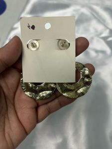 Golden Circle Rhinestone Earrings