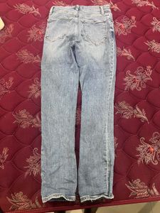 Light Wash Jeans