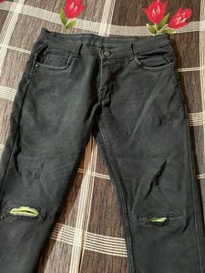 Mom Fit Stretchable Jeans