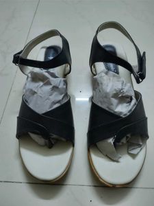 Urban Woods Black Strap Heel Sandals