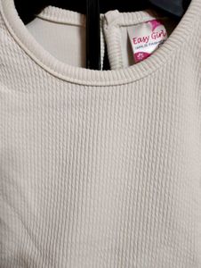 Cute Denim Daisy Outfit