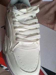 Redtape sneaker for women brand new
