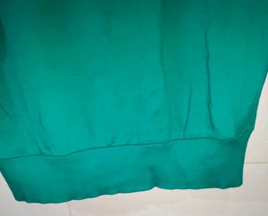 Stylish Green Balloon Print With Peral Detailing