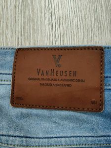 Sc7242 Van Heusen Jeans Waist 32