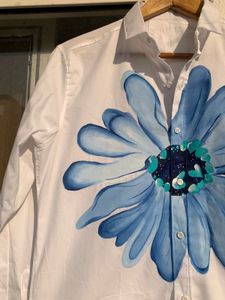 Single Bloom Shirt
