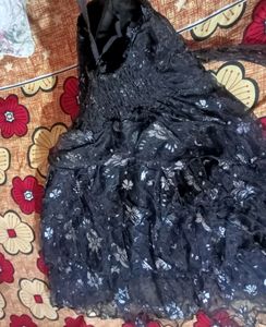 🖤🖤 Preety Black Gown Shimmering Net🖤🖤