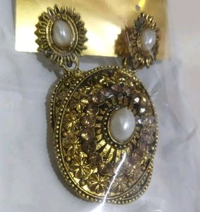 &#34;SALE&#34; Long Earrings Combo🤩