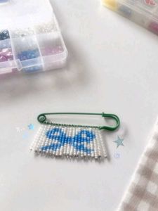 Pinteresty Aesthetic Beaded Pins
