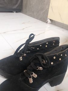 Black Boots