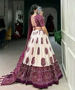 Art Womens Printed Lehenga Choli Set With Gifts