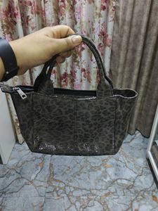 Shreeleather Sling Bag