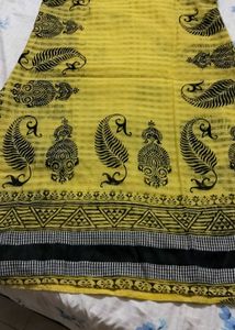 Yellow &amp; Black Printed Kurta