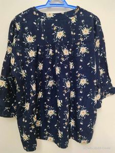 Floral Navy Top - XXL