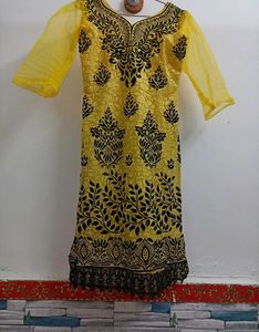 Beautiful Yellow Kurta - Excellent Condition